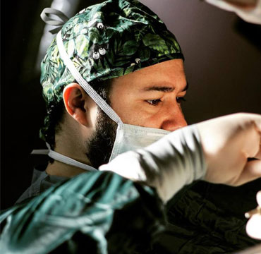 Doç. Dr. Hakan Şirinoğlu
