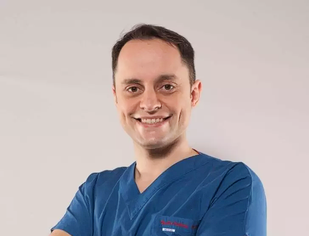 Op. Dr. Volkan Kahya