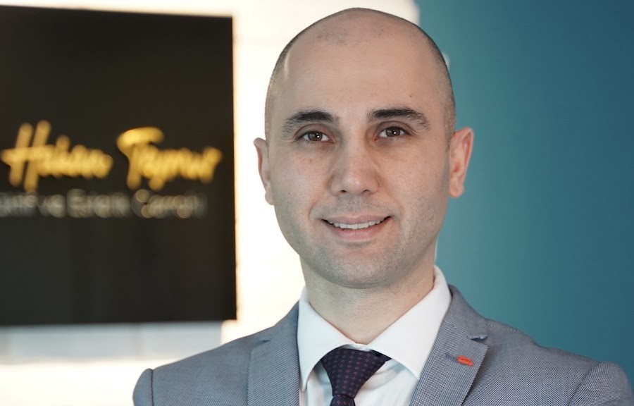 Op. Dr. Hakan Teymur