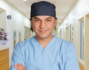 Op. Dr. Azimet Özdemir