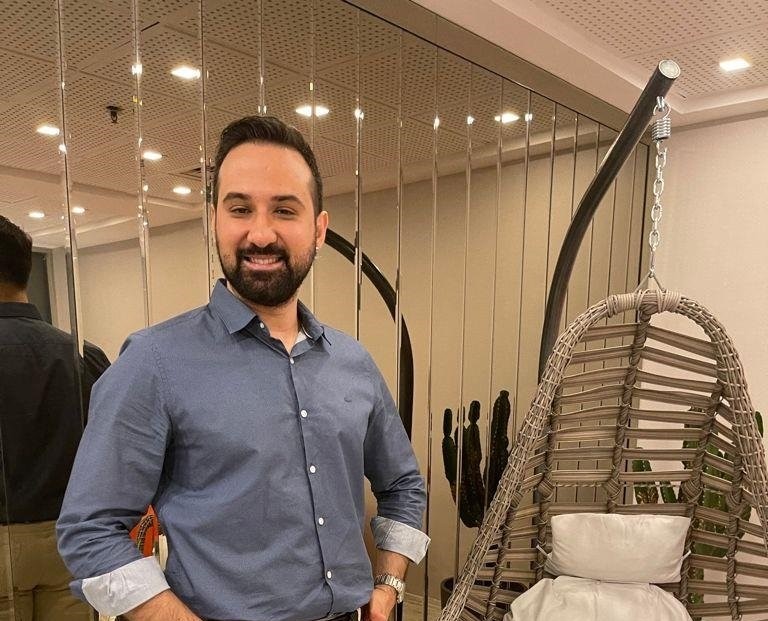 Op. Dr. HAYATİ KALE