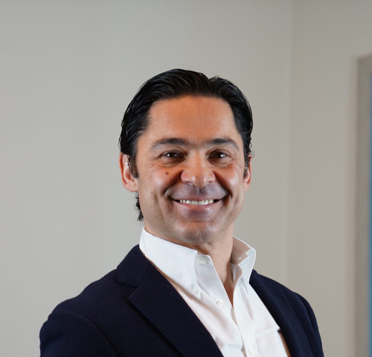 Op. Dr. Alev Camcıoğlu