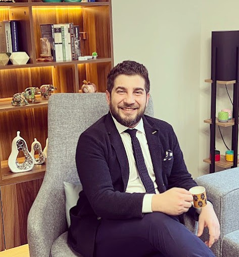 Doç. Dr. 